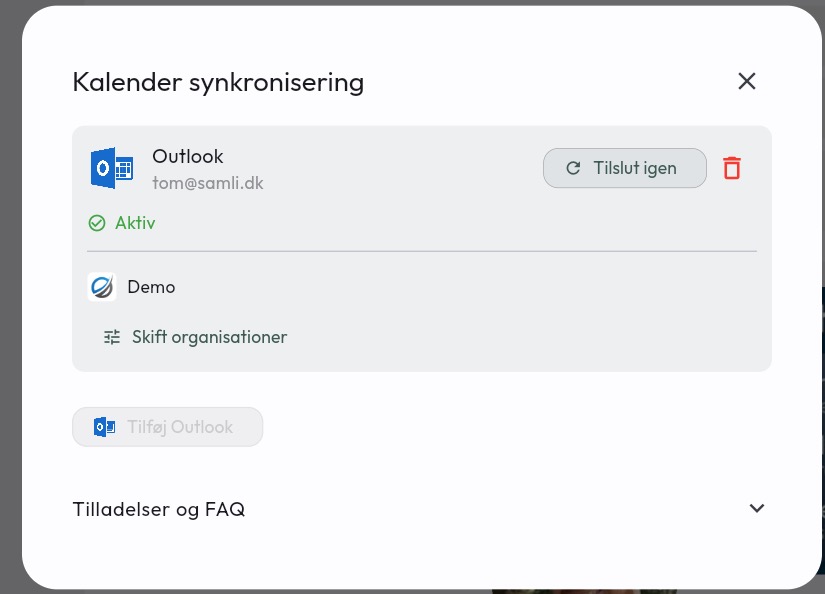 Active Outlook synchronization shown in the app after sign-in